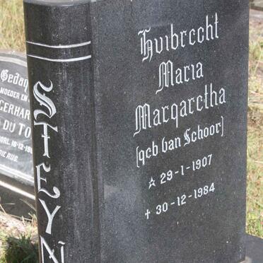 STEYN Lucas Cornelius 1903-1976 & Huibrecht Maria Margaretha VAN SCHOOR 1907-1984