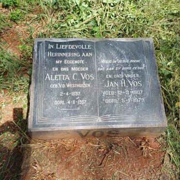 VOS Jan H. 1907-1979 & Aletta C. V.D.WESTHUIZEN 1897-1957