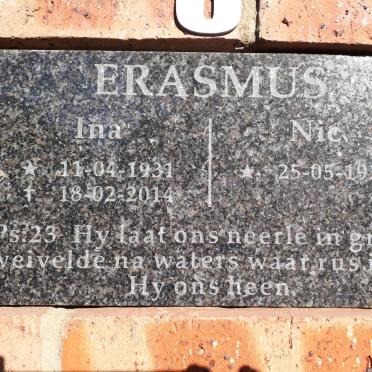 ERASMUS Nic 1927- &amp; Ina 1931-2014