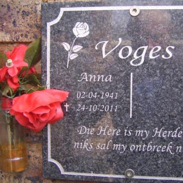 VOGES Anna 1941-2011