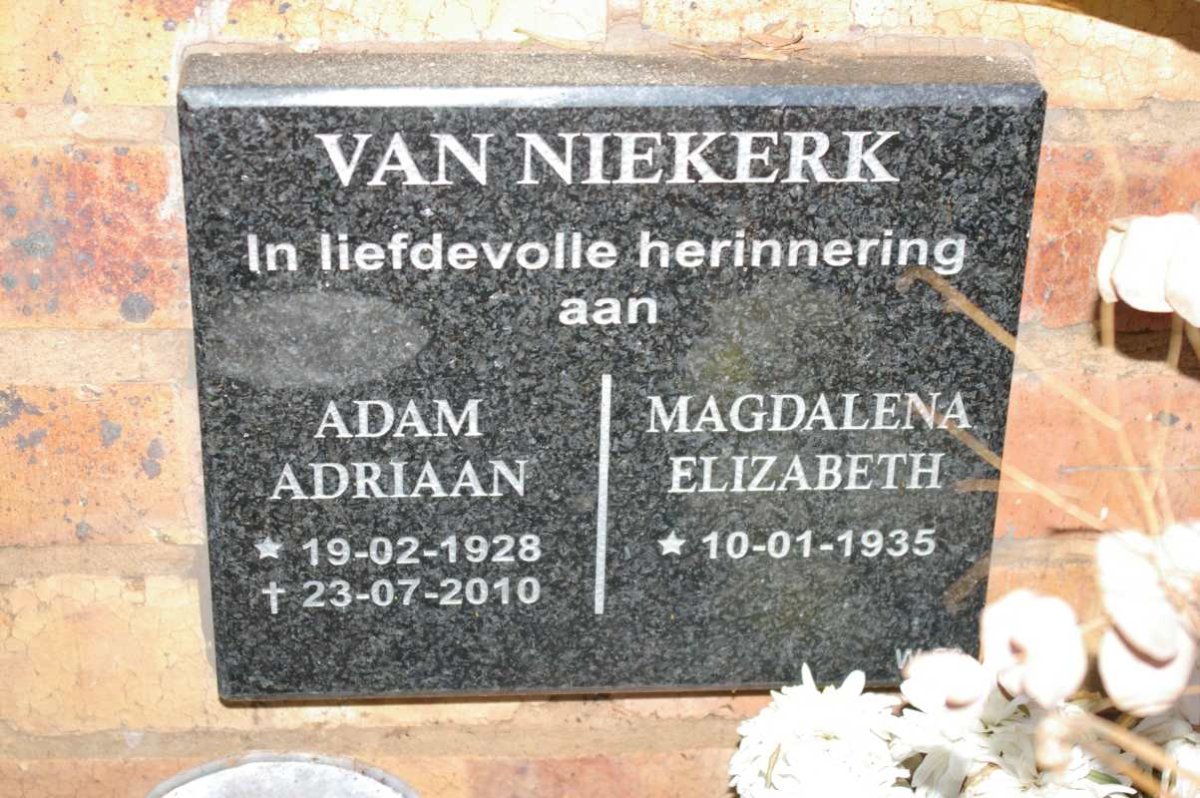 NIEKERK Adam Adriaan, van 1928-2010 &amp; Magdalena Elizabeth 1935-