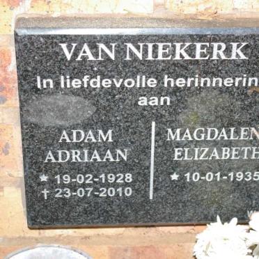 NIEKERK Adam Adriaan, van 1928-2010 &amp; Magdalena Elizabeth 1935-