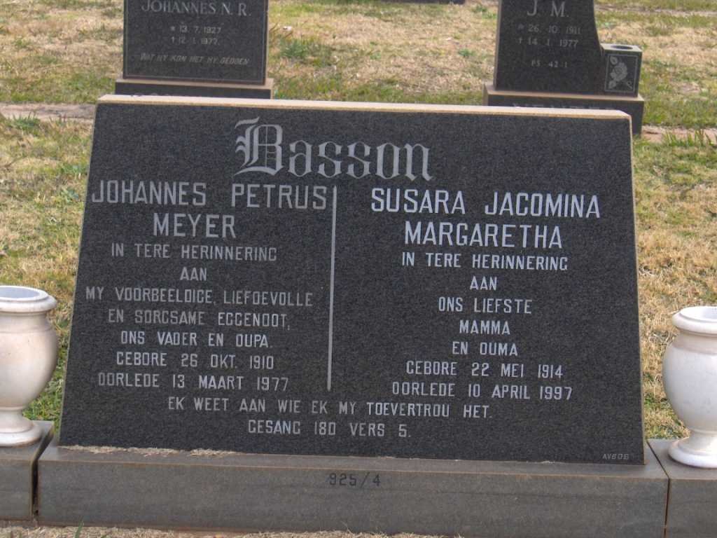 BASSON Johannes Petrus Meyer 1910-1977 &amp; Susara Jacomina Margaretha 1914-1997