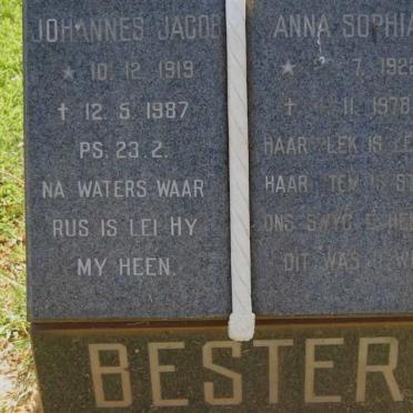 BESTER Johannes Jacob 1919-1987 &amp; Anna Sophia 1922-1978