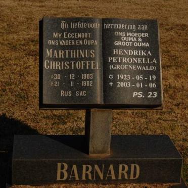 BARNARD Marthinus Christoffel 1903-1982 &amp; Hendrika Petronella GROENEWALD 1923-2003