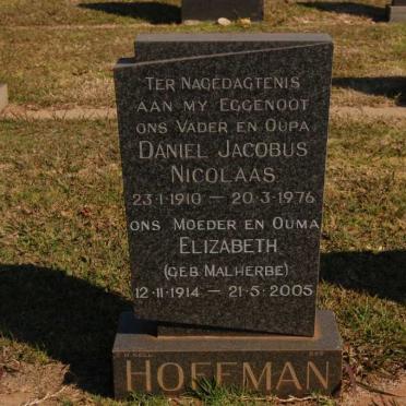HOFFMAN Daniel Jacobus Nicolaas 1910-1976 &amp; Elizabeth MALHERBE 1914-2005