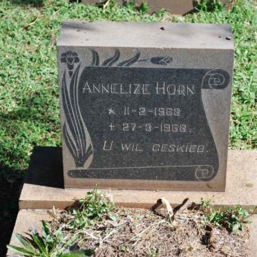 HORN Annelize 1968-1968