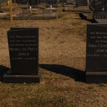 JONES Michiel Du Preez 1919-1975 &amp; Anna Catharina 1928-1995