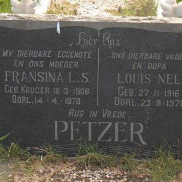 PETZER Louis Nel 1916-1971 &amp; Fransina L.S. KRUGER 1908-1970