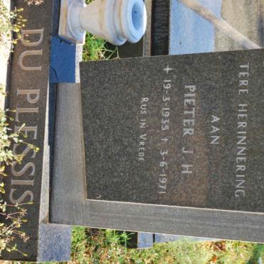 PLESSIS Pieter J.H., du 1935-1971