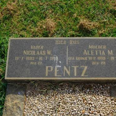 PENTZ Nicolaas W. 1893-1968 &amp; Aletta M. CRONJE 1893-1974