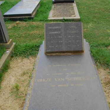 SCHALKWYK Theodorus Johannes, Dirkze van 1910-1978 &amp; Lydia Elizabeth 1907-1983