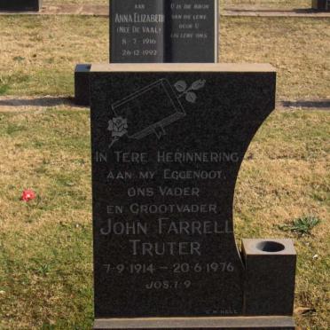 TRUTER John Farrell 1914-1976