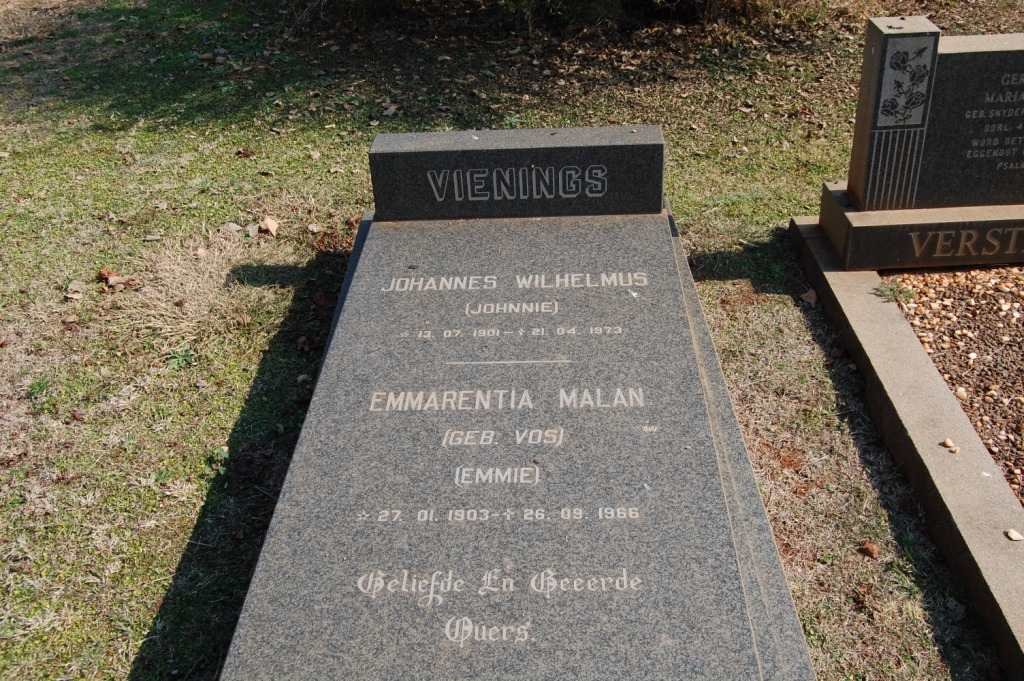 VIENINGS Johannes Wilhelmus 1901-1973 &amp; Emmarentia Malan VOS 1903-1966