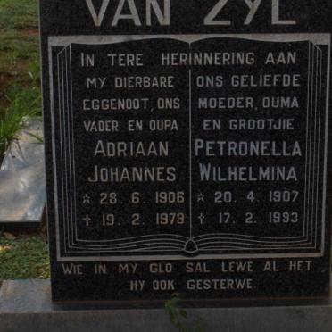 ZYL Adriaan Johannes, van 1906-1979 &amp; Petronella Wilhelmina 1907-1993