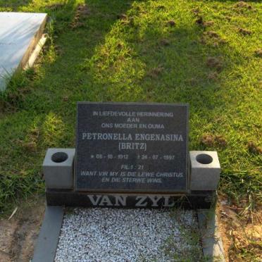 ZYL Petronella Engenasina, van nee BRITZ 1912-1997