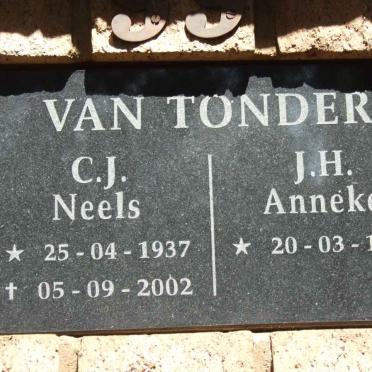 TONDER C.J., van 1937-2002 &amp; J.H. 1940