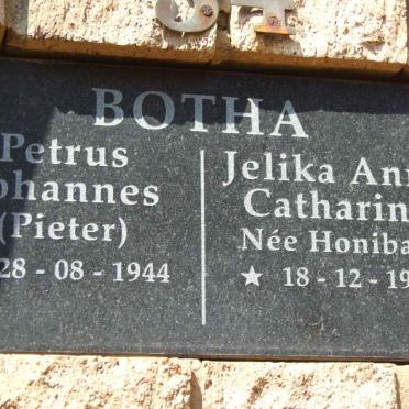 BOTHA Petrus Johannes 1944- &amp; Jelika Anna Catharina HONIBALL 1943-
