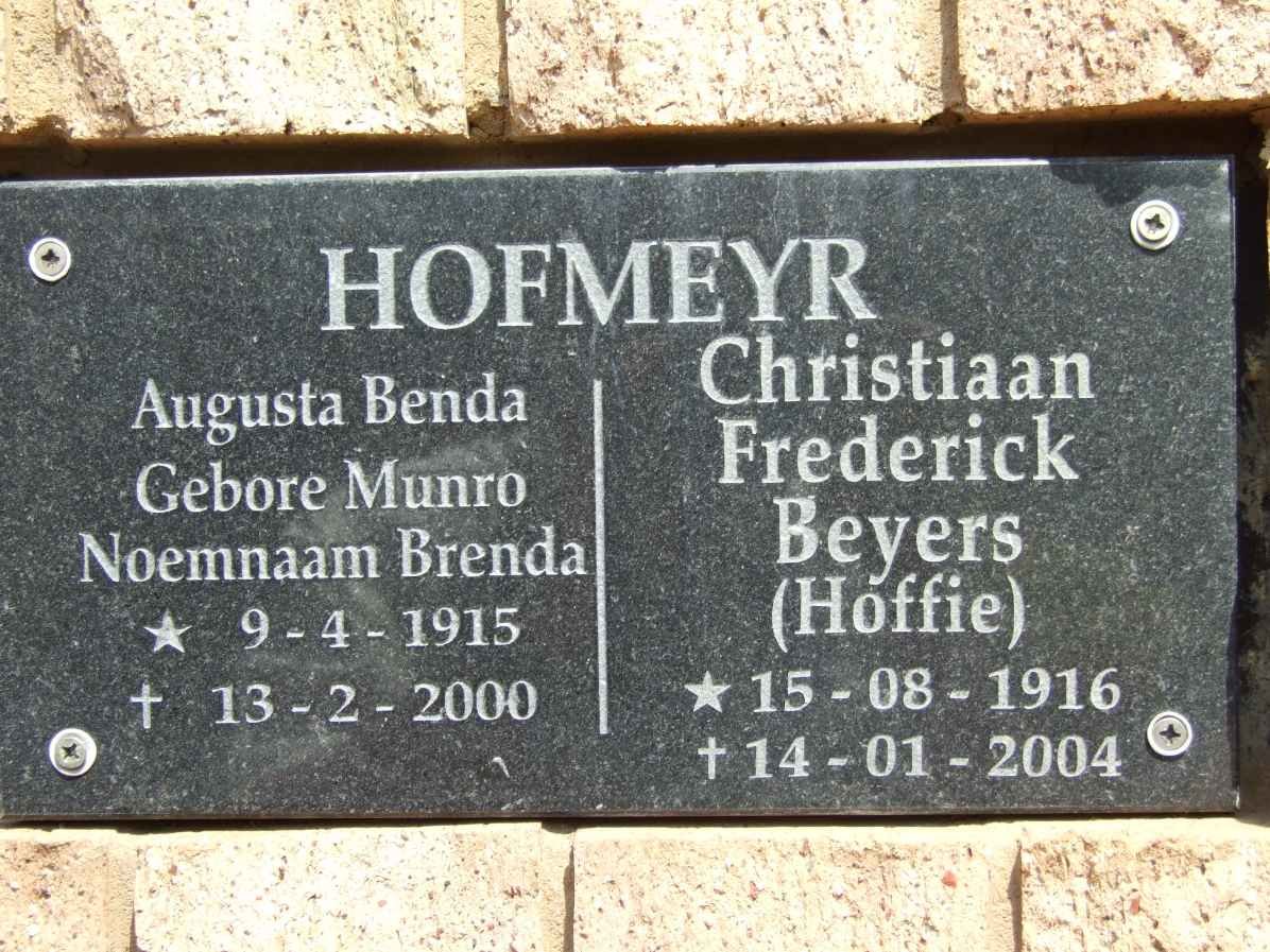 HOFMEYR Christiaan Frederik Beyers 1916-2004 &amp; Augusta Benda MUNRO 1915-2000