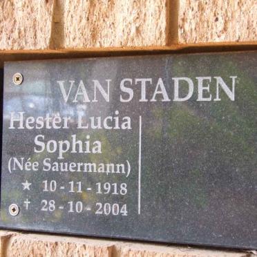 STADEN Hester Lucia Sophia, van nee SAUERMANN 1918-2004