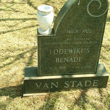 STADE Lodewikus Benade, van 1915-1982