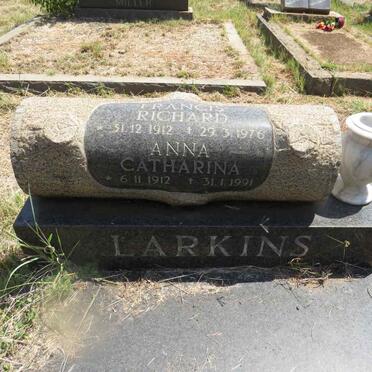 LARKINS Francis Richard 1912-1976 & Anna Catharina 1912-1991