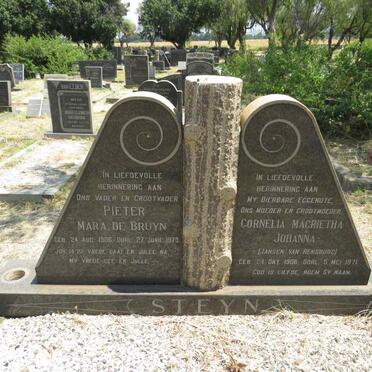 STEYN Pieter Mara De Bruyn 1906-1973 & Cornelia Magrietha Johanna JANSEN VAN RENSBURG 1906-1971