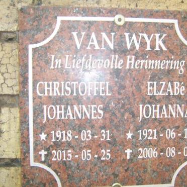 WYK Christoffel Johannes, van 1918-2015 &amp; Elzabe Johanna 1921-2006