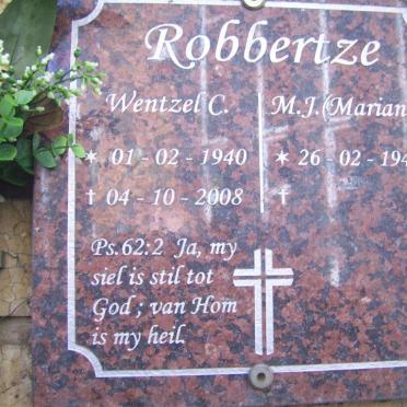 ROBBERTZE Wentzel C. 1940-2008 &amp; M.J. 1946-