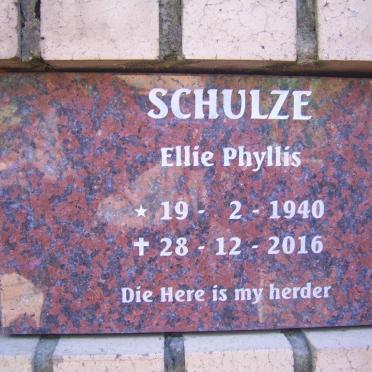 SCHULZE Ellie Phyllis 1940-2016