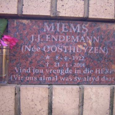 ENDEMANN J.J. nee OOSTHUYZEN 1922-2006