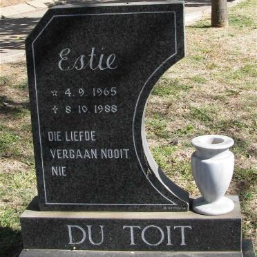 TOIT Estie, du 1965-1988