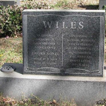 WILES Moyra Agnes 1929-1990