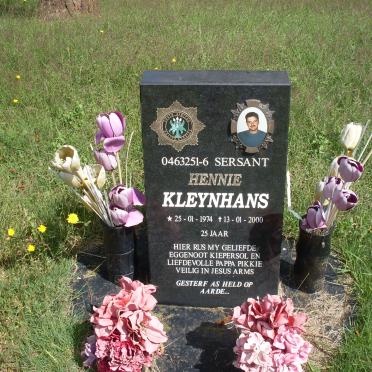KLEYNHANS Hennie 1974-2000