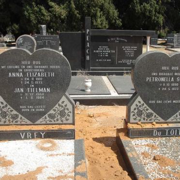 VREY Jan Tielman 1904-1984 &amp;  Anna Elizabeth 1910-1973 :: DU TOIT Petronella Sophia 1890-1973