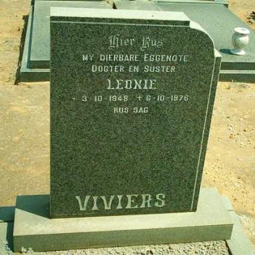 VIVIERS Leonie 1948-1976