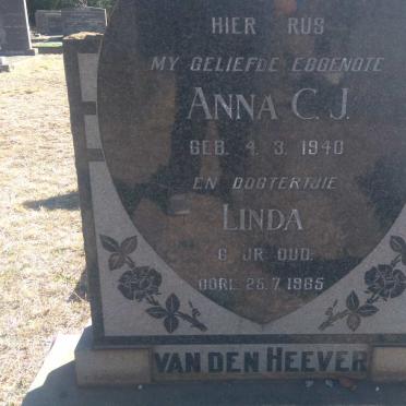 HEEVER Anna C.J., van den 1940-1965 :: VAN DEN HEEVER Linda -1965
