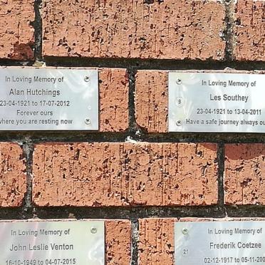 HUTCHINGS Alan 1921-2012 :: SOUTHEY Les 1921-2011 :: WHITTAKER Rusty 1920-2007 :: VENTON John Leslie 1949-2015