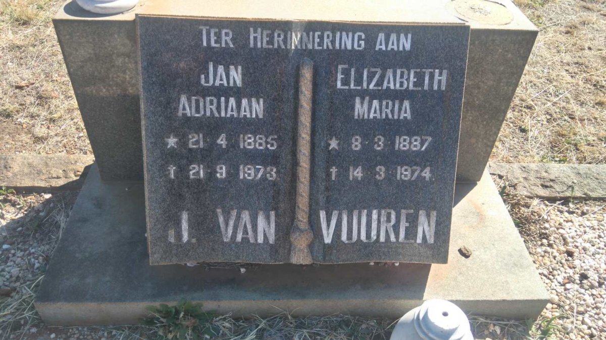 VUUREN Jan Adriaan, J. van 1885-1973 &amp; Elizabeth Maria 1887-1974