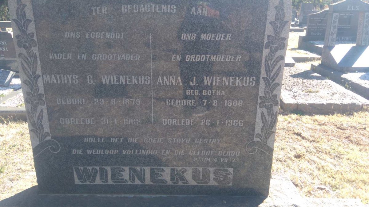 WIENEKUS Mathys G. 1879-1962 &amp; Anna J. BOTHA 1886-1966