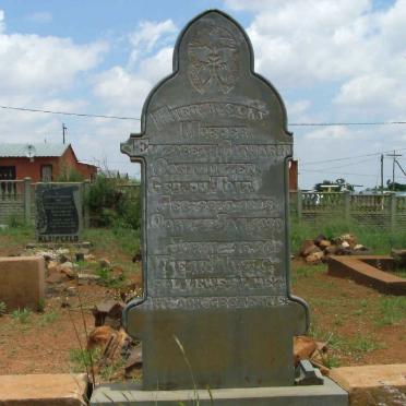 OOSTHUIZEN Elizabeth Catharina nee DU TOIT 1848-1930