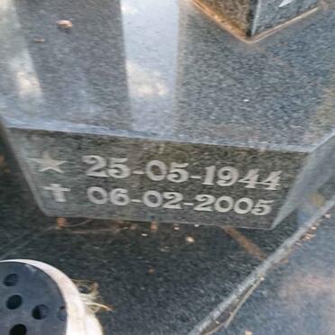 HEEVER Johan, v.d. 1941- &amp; Lenie 1944-2005