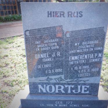 NORTJE Daniel J.R. 1920-1992 &amp; Emmerentia P.M. HEYSTEK 1919-1988