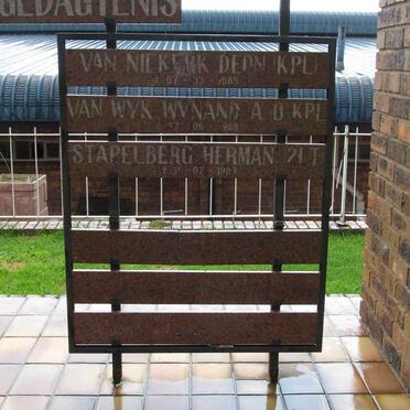 NIEKERK Deon, van -1985 :: WYK Wynand A., van -1988 :: STAPELBERG Herman -1989