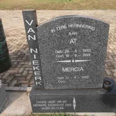 NIEKERK At, van 1933-1999 &amp; Mercia 1940-