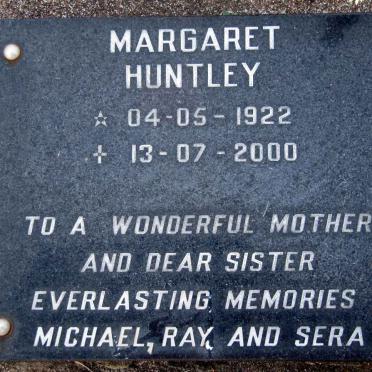 HUNTLEY Margaret 1922-2000