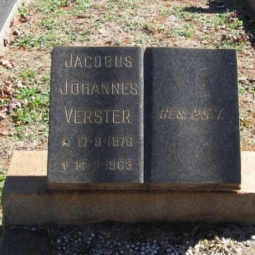 V - Vanne :: Surnames - V