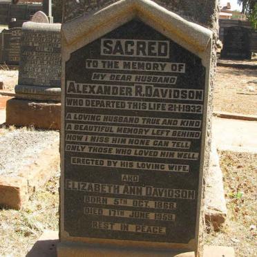 DAVIDSON Alexander R. -1932 &amp; Elizabeth Anna 1868-1959
