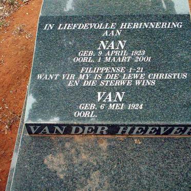 HEEVER Van, van der 1924-   &amp;  Nan 1923-2001