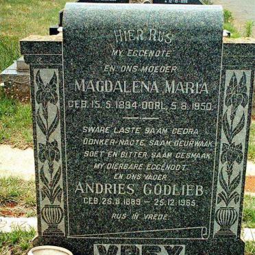 VREY Andries Godlieb 1889-1965 &amp; Magdalena Maria 1894-1950